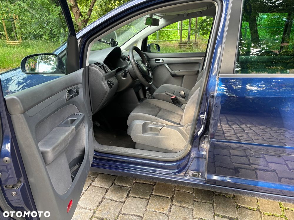 Volkswagen Touran 1.9 TDI Conceptline - 13