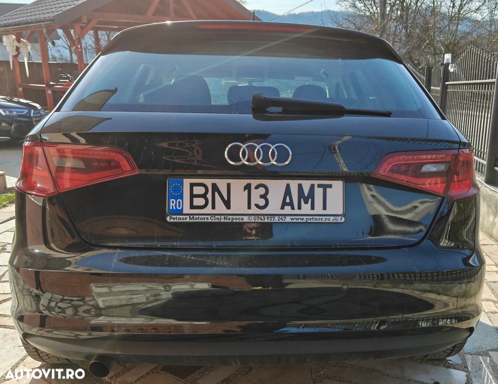 Audi A3 1.6 TDI clean Stronic Ambiente - 4