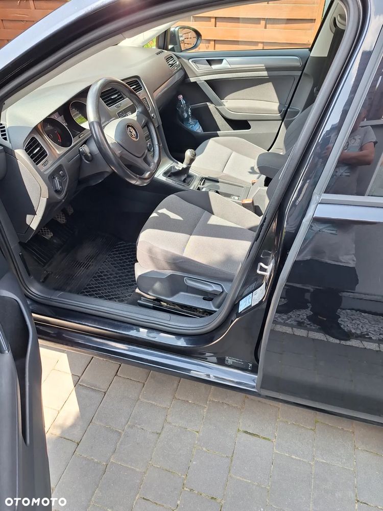 Volkswagen Golf VII 1.6 TDI BlueMotion Trendline - 12