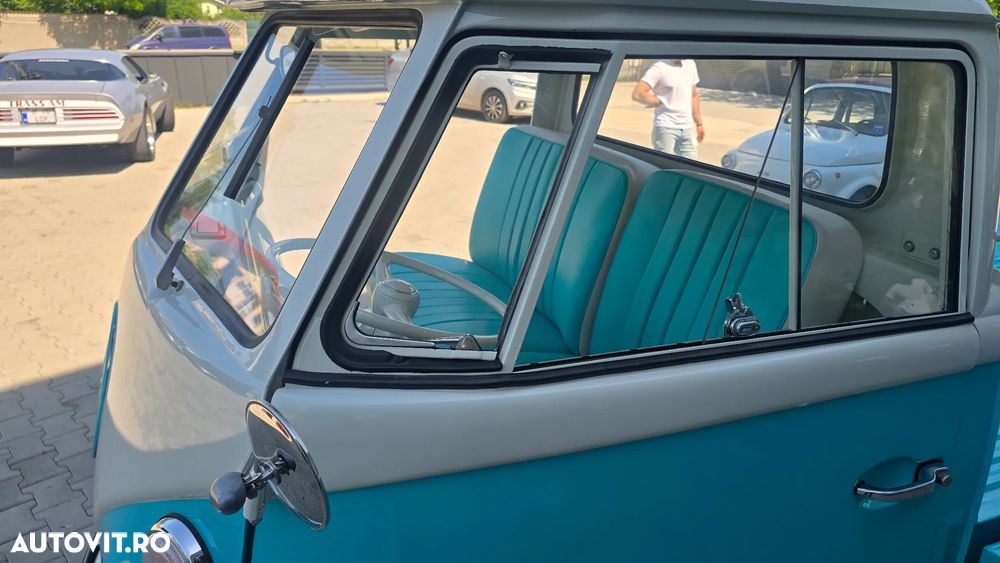 Volkswagen Transporter - 23
