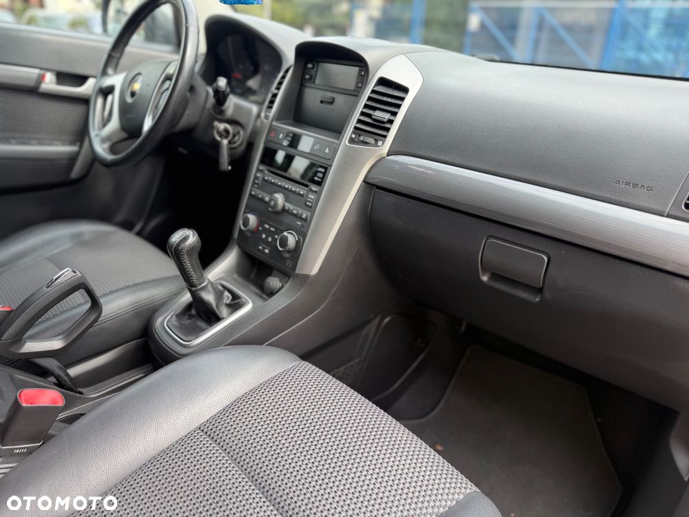 Chevrolet Captiva 2.0 2WD 7 Sitzer LS Family Edition - 23