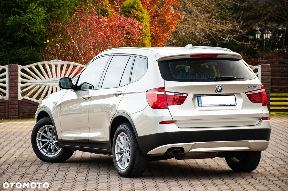 BMW X3 xDrive20d - 16
