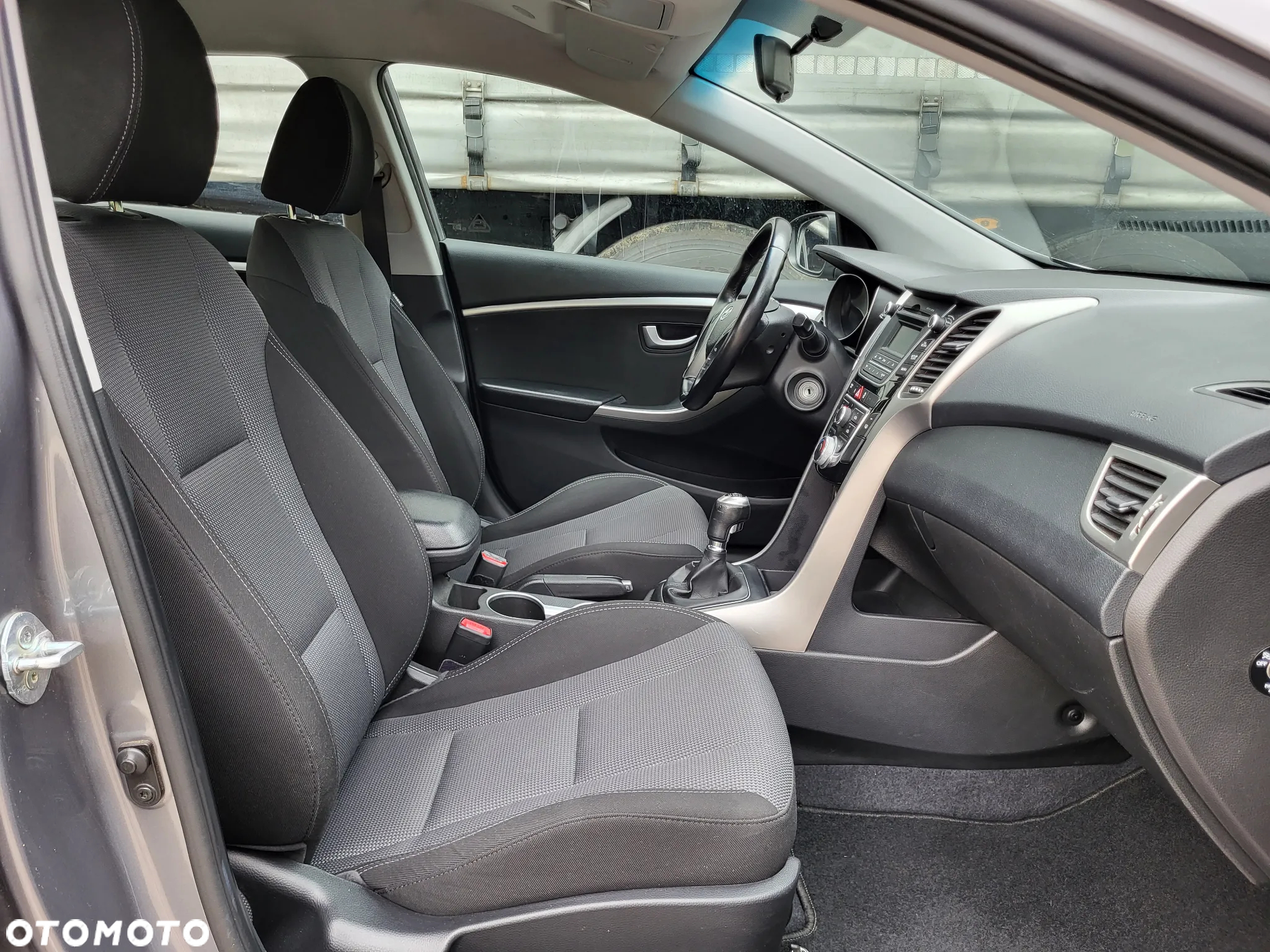Hyundai i30 1.6 GDI BlueDrive Comfort - 30