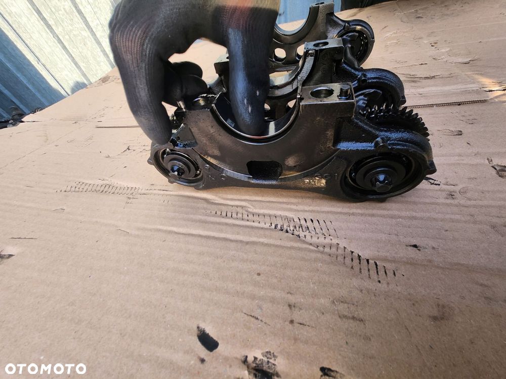 wałki balansowe / podstawa wału mercedes w205 w253 w213 w447 2.0 cdi om654 - 3