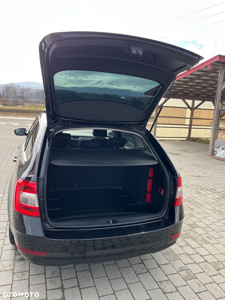 Skoda Octavia 2.0 TDI Style - 9