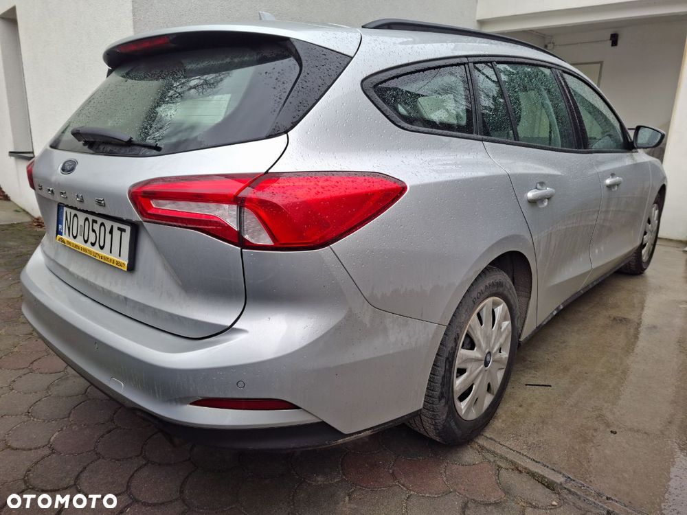 Ford Focus 1.0 EcoBoost Trend Edition - 5