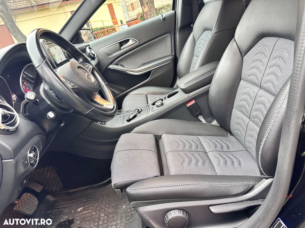 Mercedes-Benz GLA 180 7G-DCT UrbanStyle Edition - 20