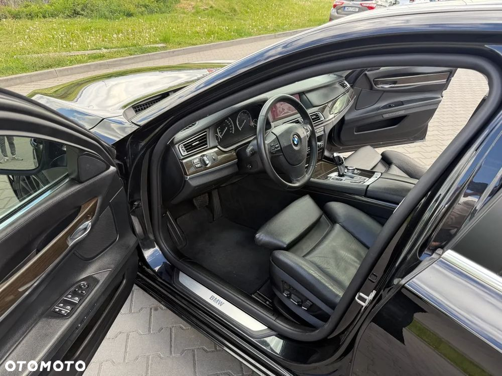 BMW Seria 7 730d - 18