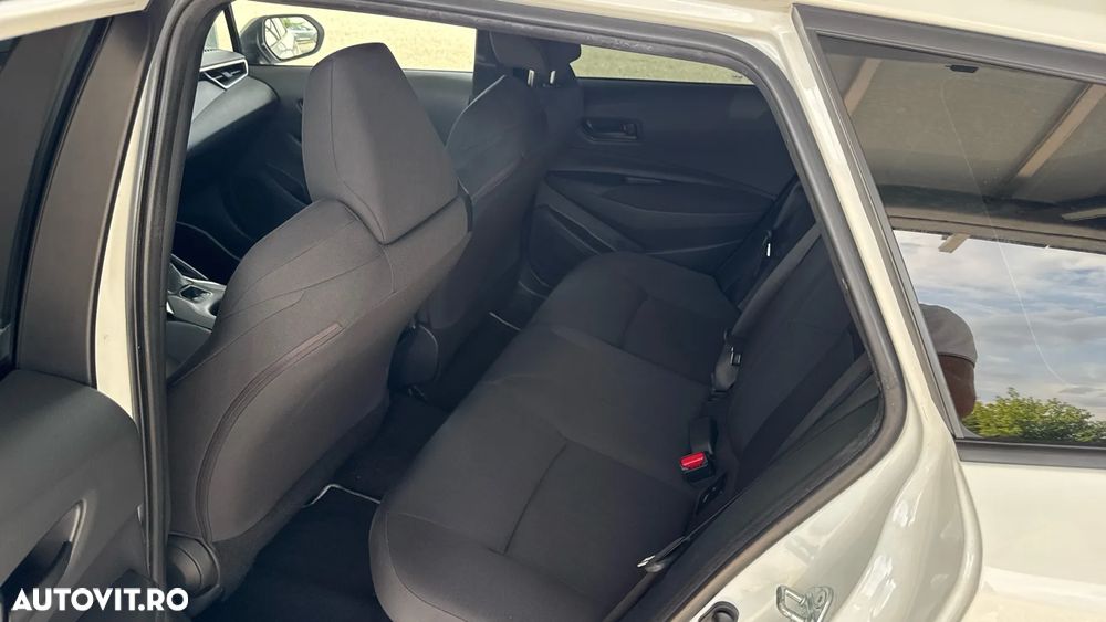 Toyota Corolla 1.8 HSD Eco - 16