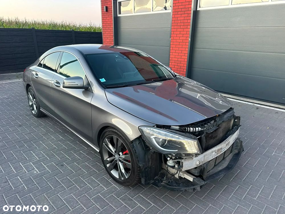 Mercedes-Benz CLA 180 d - 4