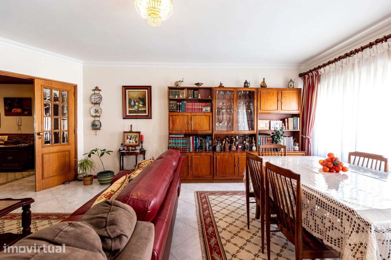 Apartamento T2 Av. de Fitares - Rinchoa - Rio de Mouro -Sintra - Grande imagem: 4/19
