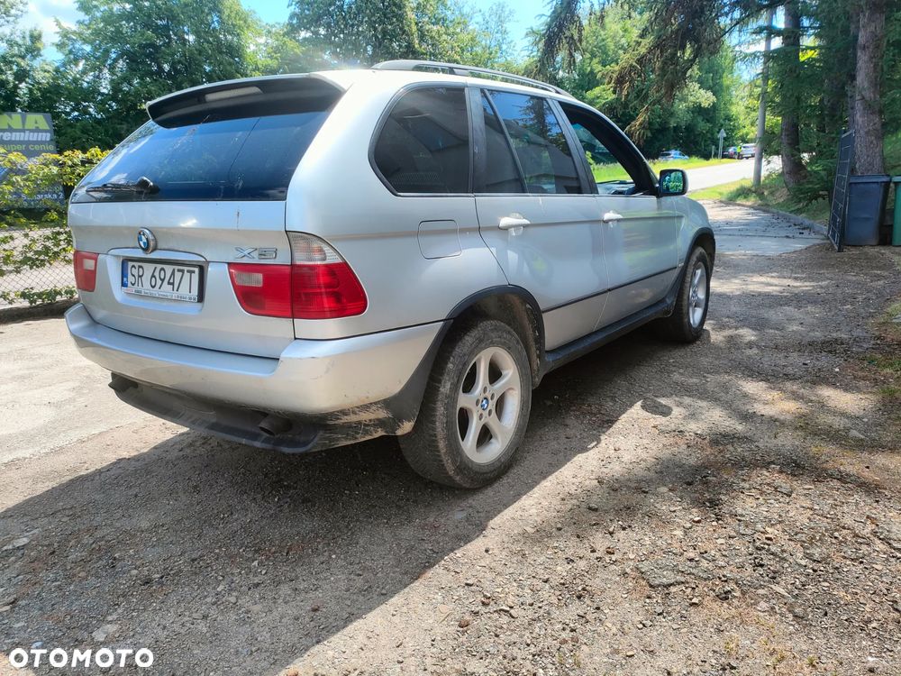 BMW X5 3.0 i - 8