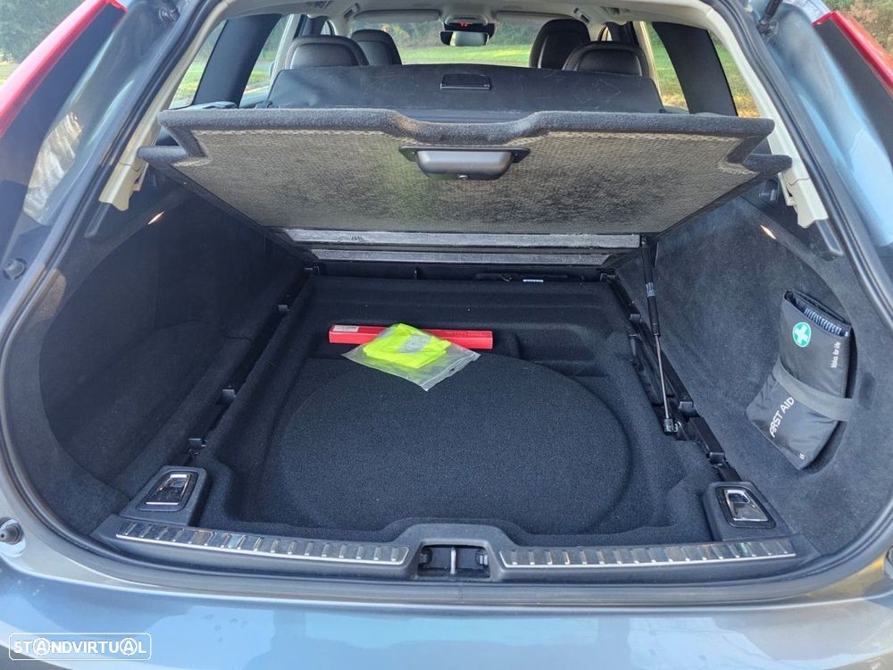 Volvo V90 2.0 D4 Inscription Geartronic - 35