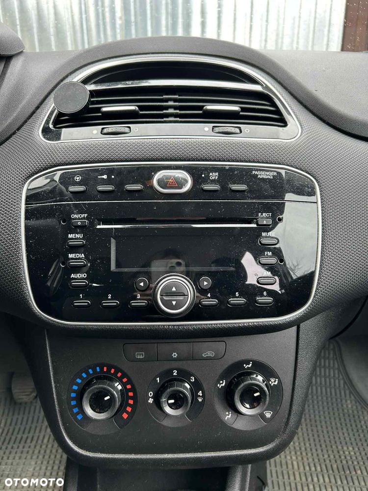 Fiat Punto 1.2 Easy Euro6 - 16