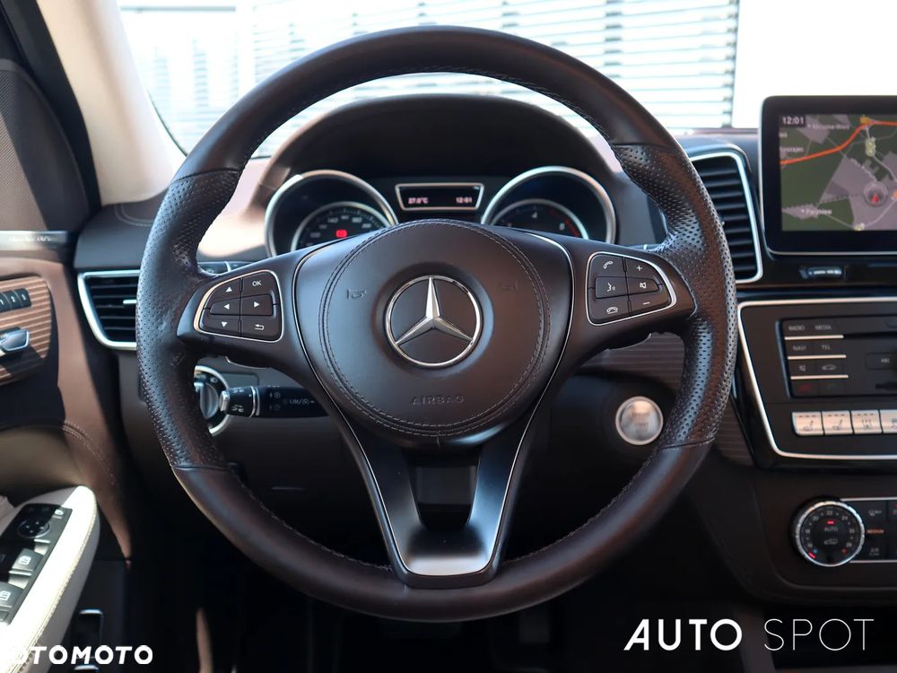 Mercedes-Benz GLS 350 d 4Matic 9G-TRONIC AMG Line - 22