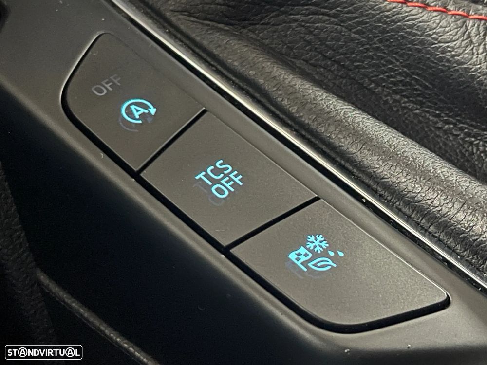 Ford Focus 1.0 EcoBoost MHEV ST-Line - 35