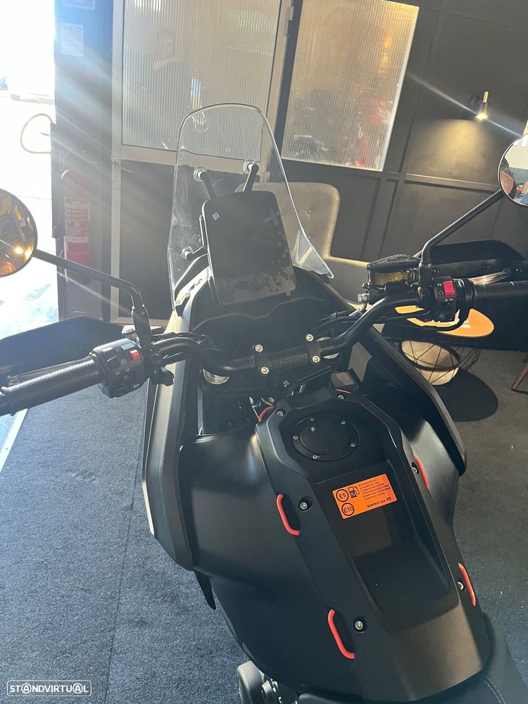 Brixton Crossfire 500 - 6