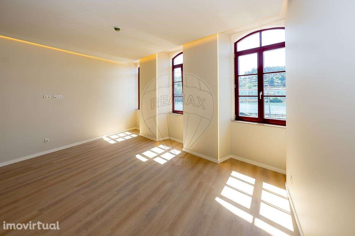 Apartamento T1 para arrendamento - Grande imagem: 2/18