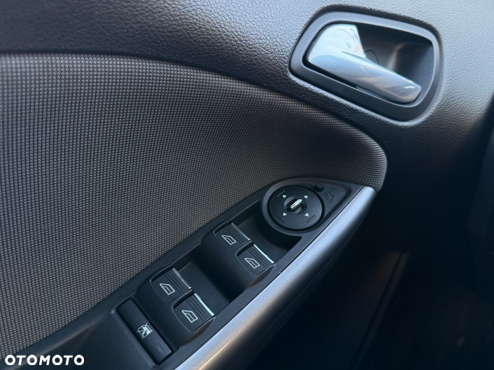 Ford Focus 1.6 TDCi DPF Trend - 26