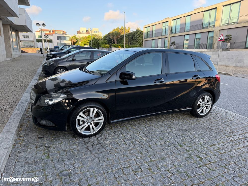 Mercedes-Benz B 180 CDI (BlueEFFICIENCY) - 5