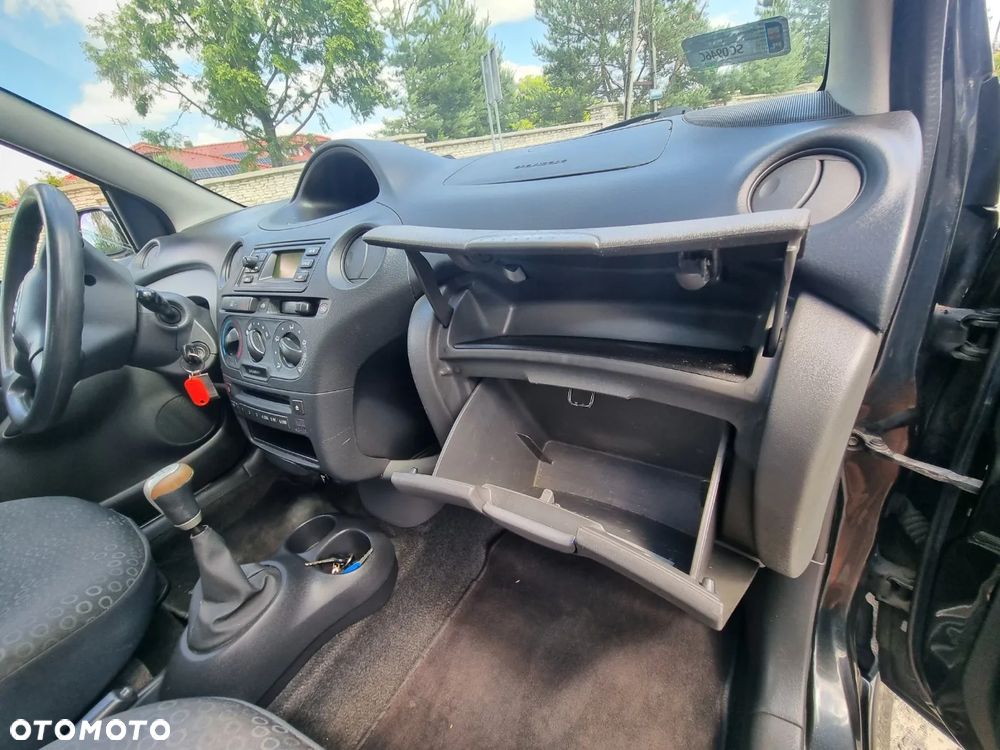 Toyota Yaris 1.3 Unlimited - 17