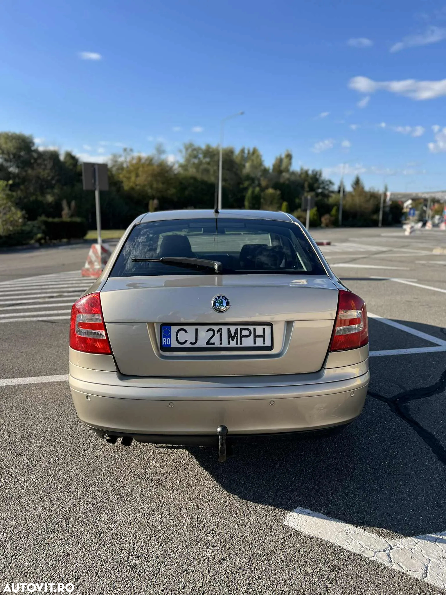 Skoda Octavia 2.0 FSI Trend - 5