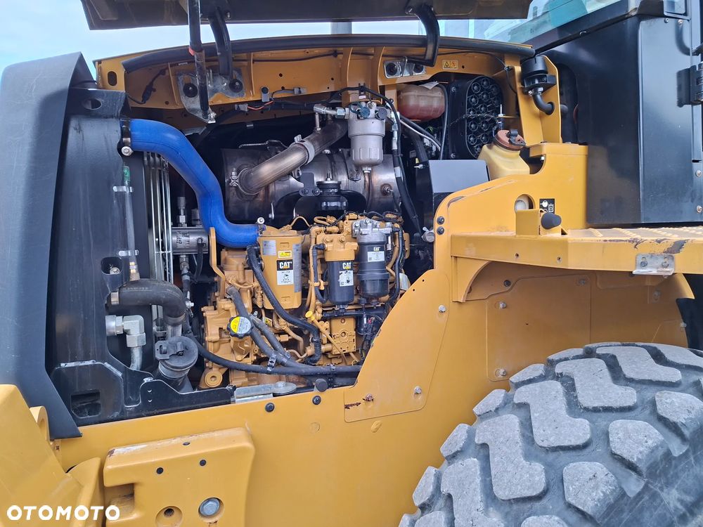 Caterpillar CAT 918 M - 28