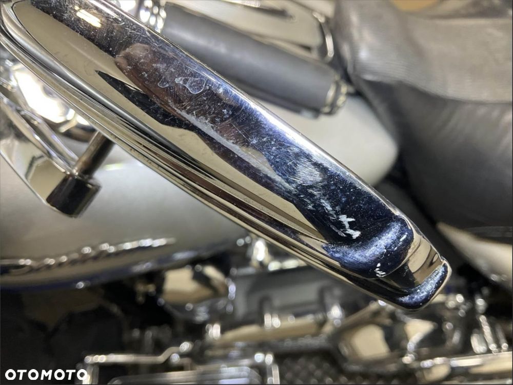 Harley-Davidson Touring Electra Glide - 22