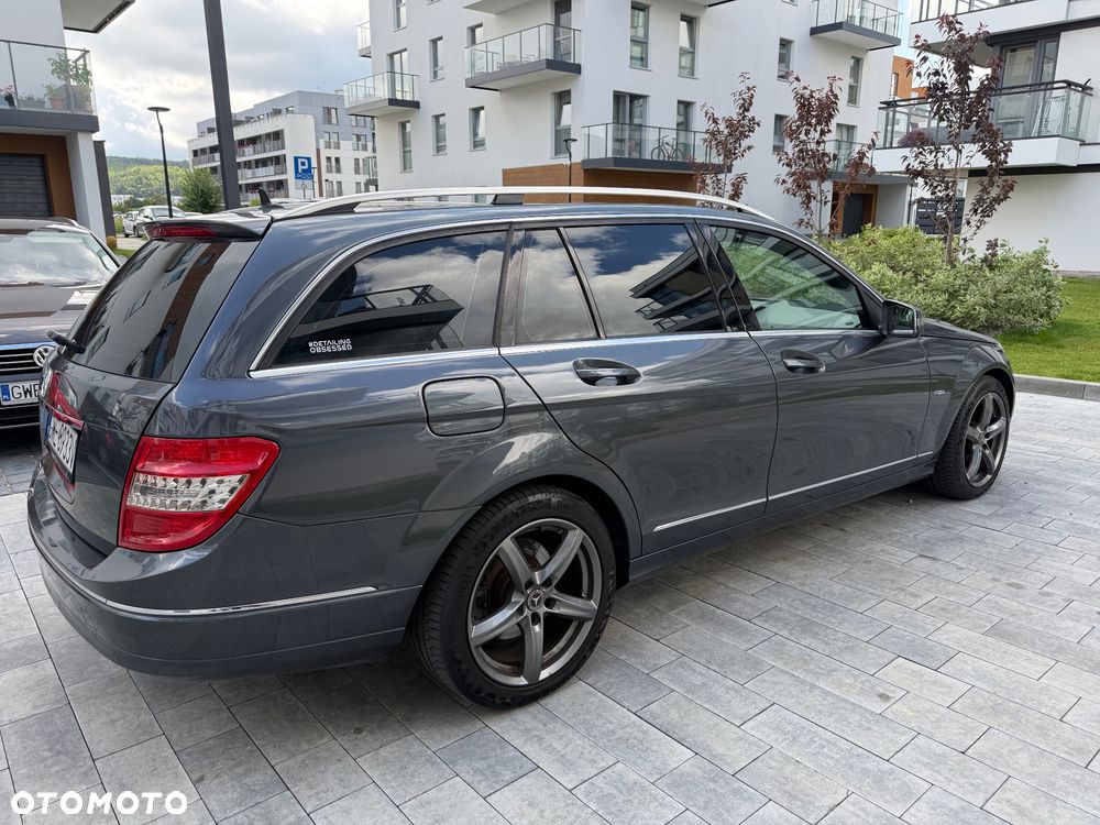 Mercedes-Benz Klasa C 200 CGI Automatik BlueEFFICIENCY Avantgarde - 5