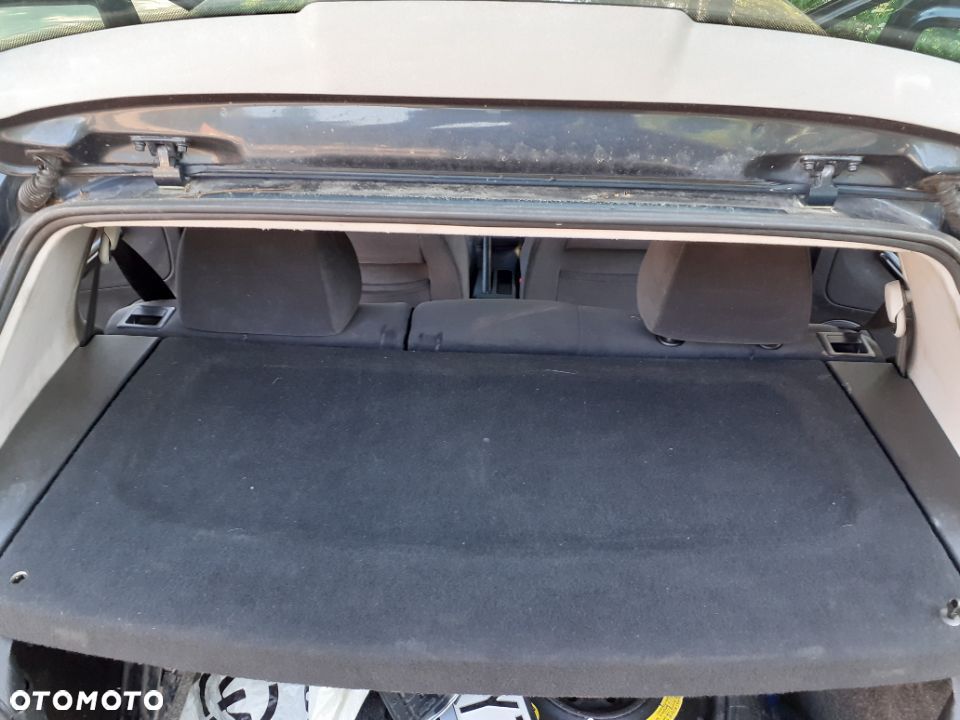 PÓŁKA TYLNA BAGAŻNIKA VW GOLF IV HB - 1