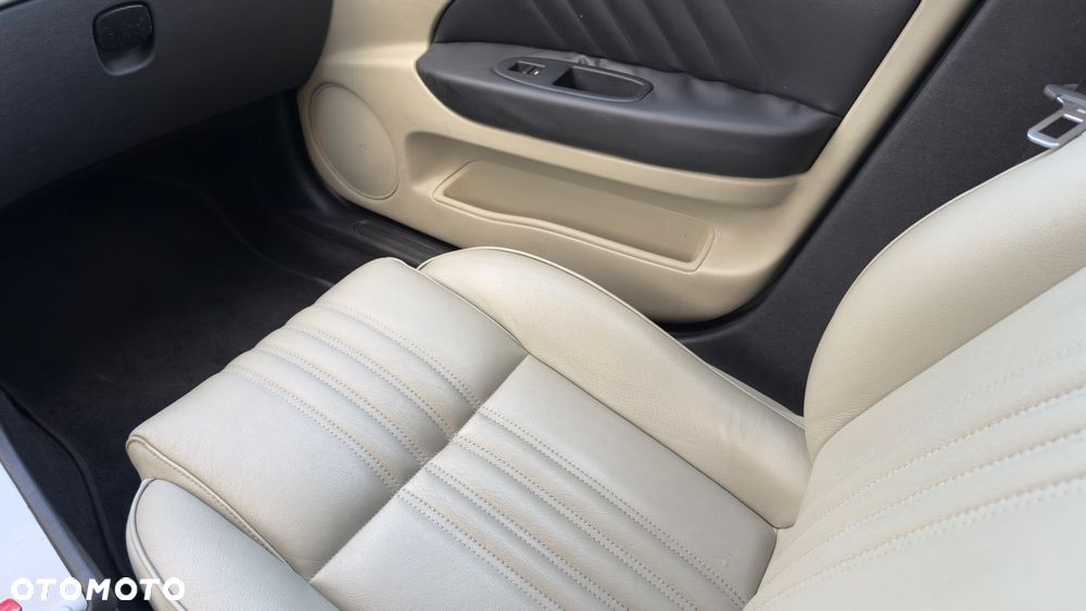 Alfa Romeo 159 1.9 JTDM 16V DPF Distinctive - 21