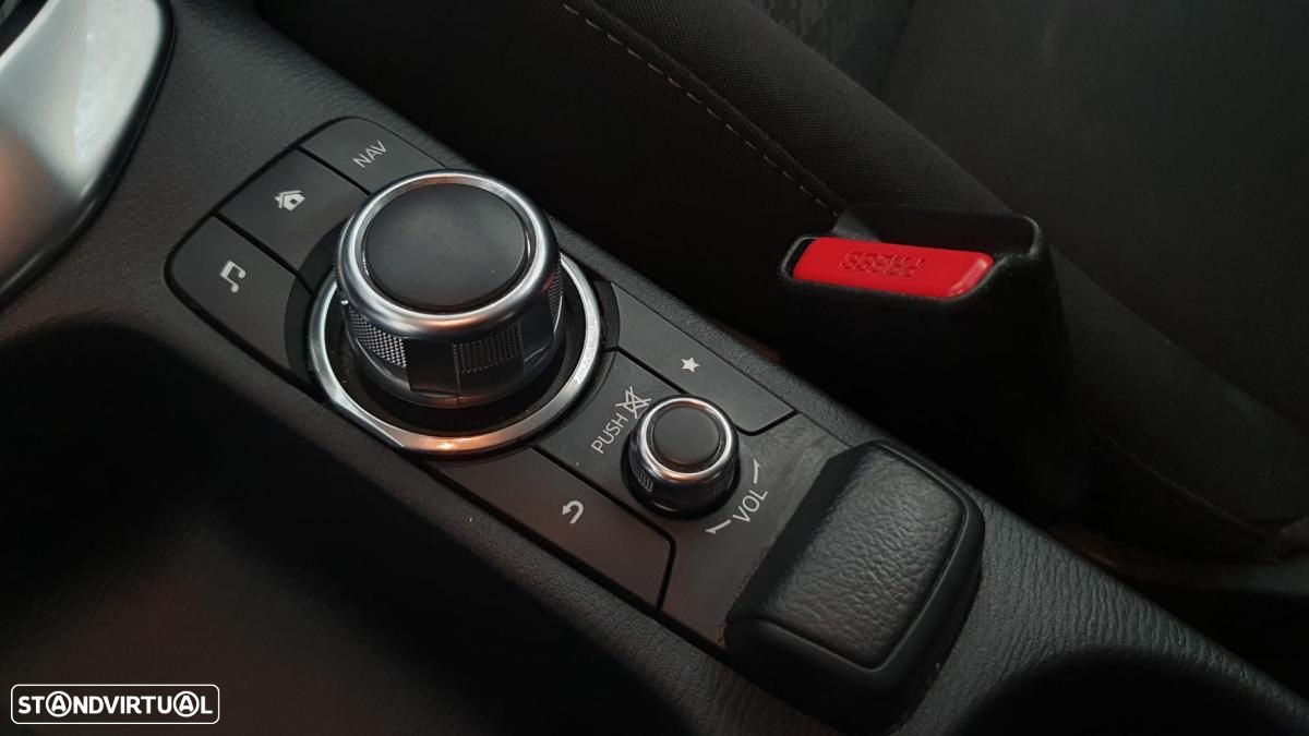 Mazda 2 1.5 Sky-G Evolve Navi - 24