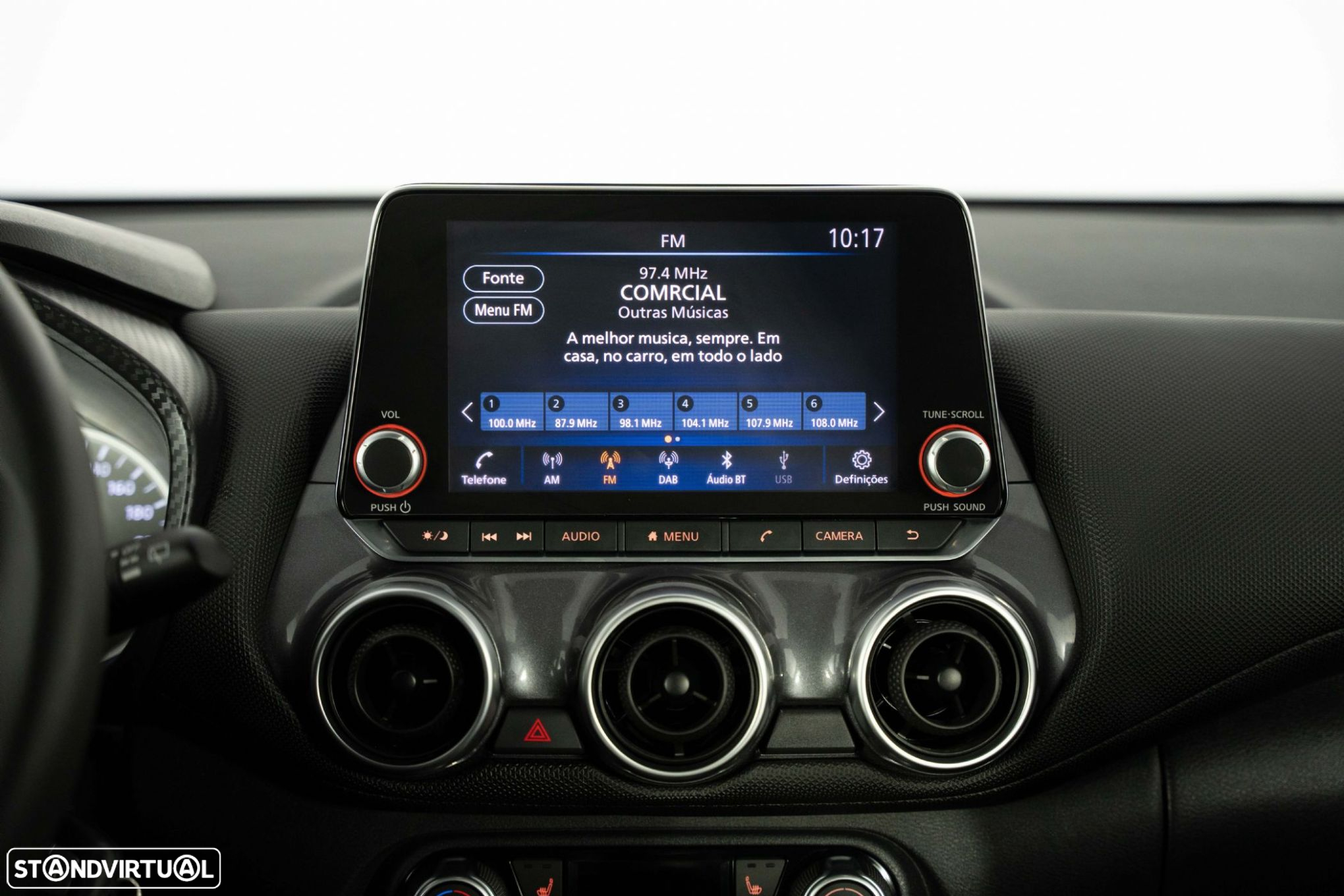 Nissan Juke 1.0 DIG-T N-Connecta DCT - 23