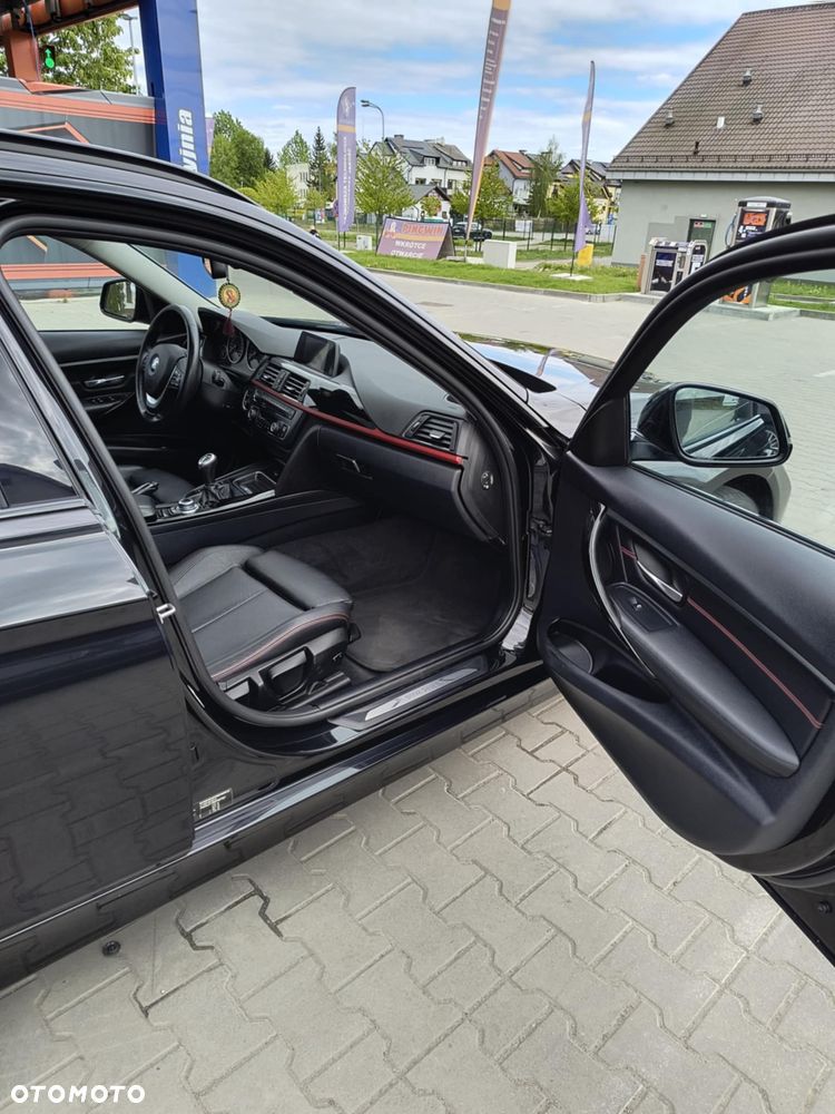 BMW Seria 3 318d Sport Line - 2