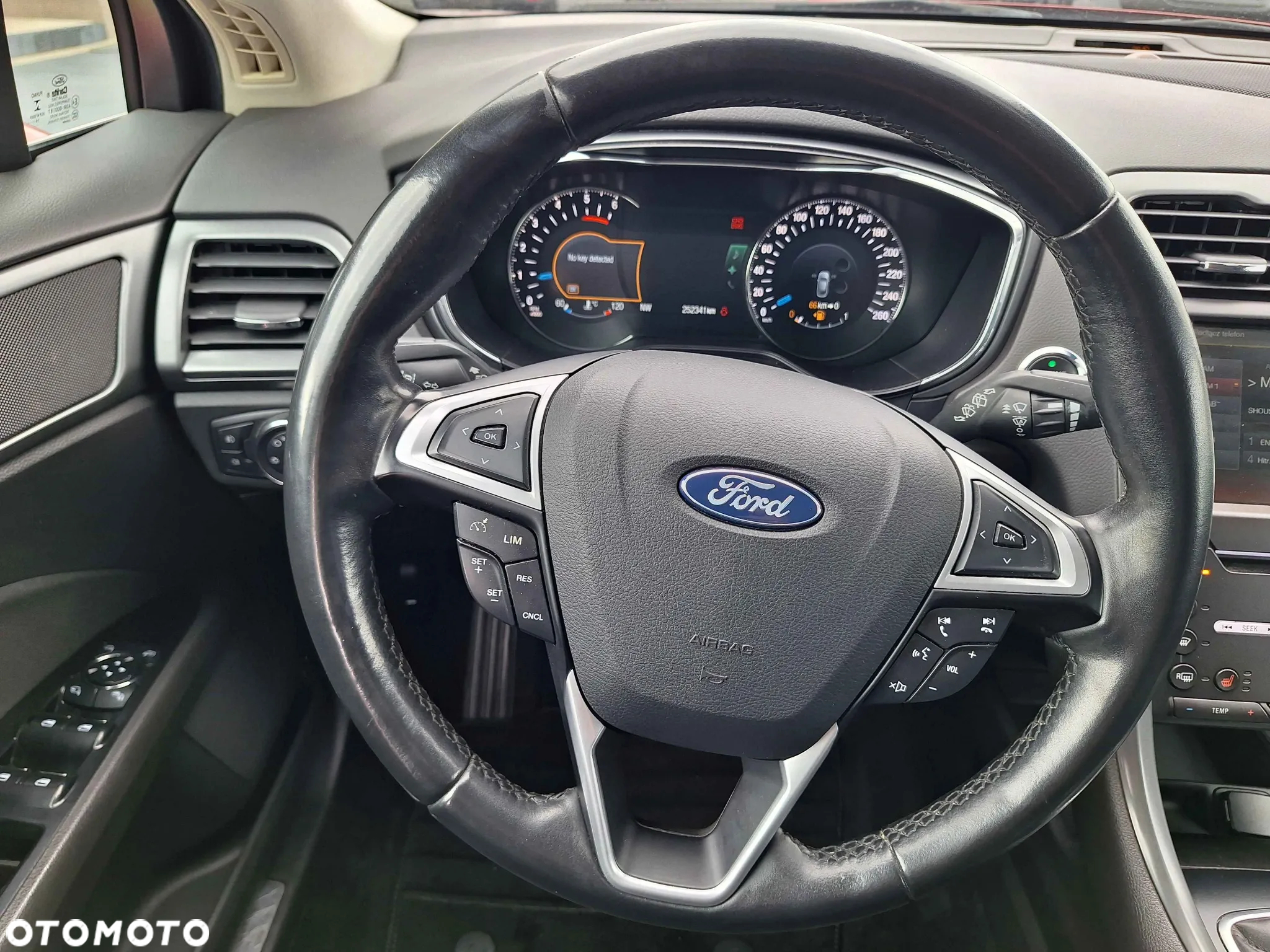 Ford Mondeo 2.0 TDCi Ambiente - 16