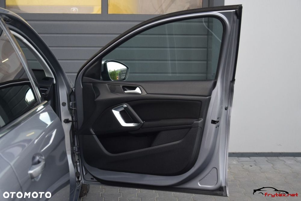 Peugeot 308 - 22