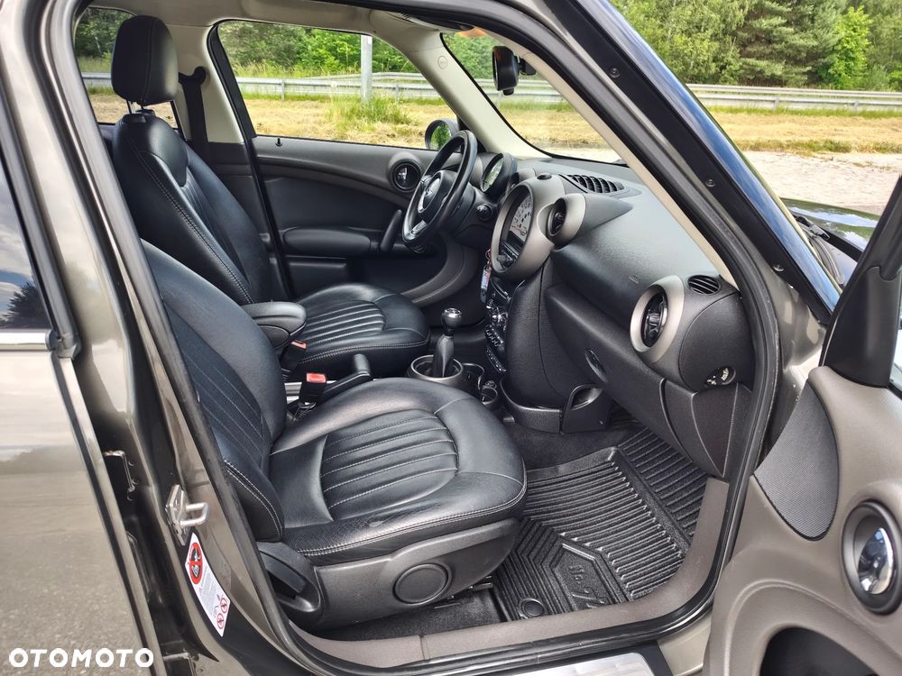 MINI Countryman Cooper D - 12