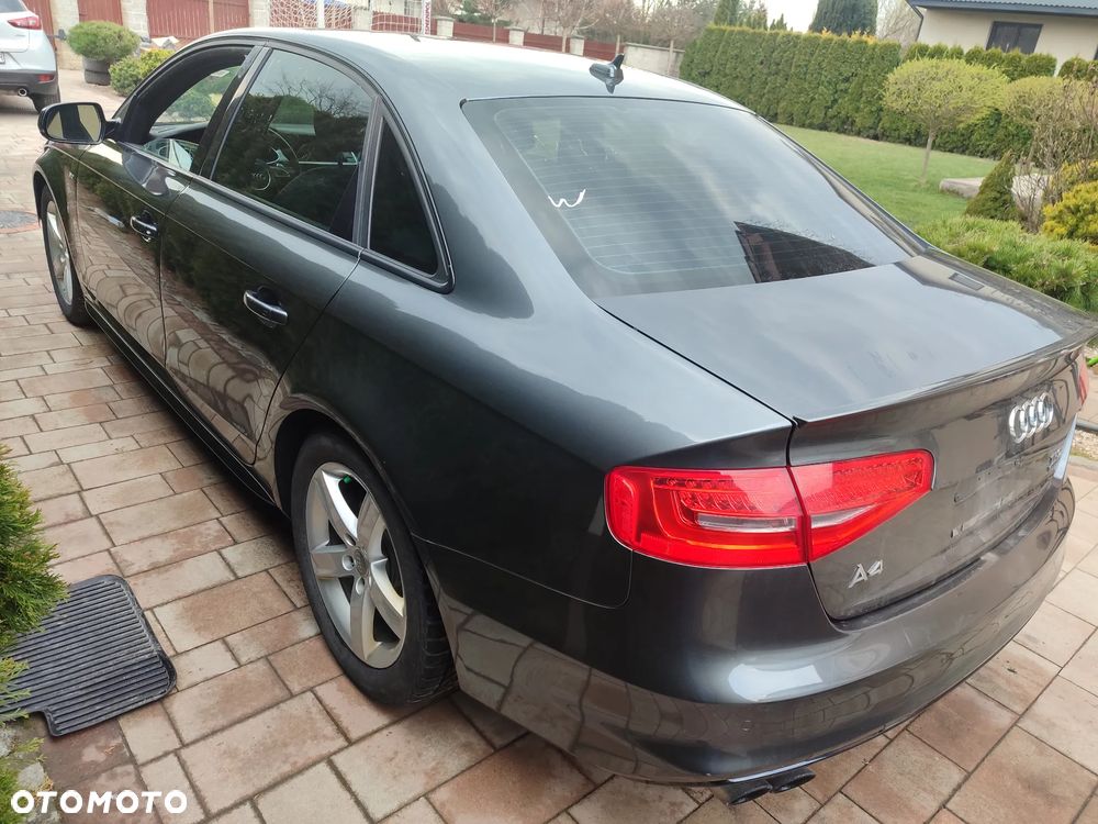 Audi A4 Limousine 2.0 TFSI quattro S tronic S line Sportpaket - 3