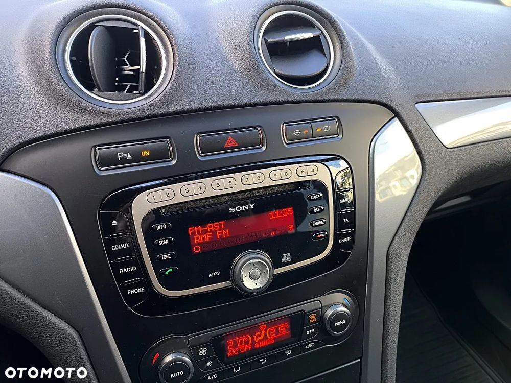 Ford Mondeo 1.6 Ti-VCT Ambiente - 31