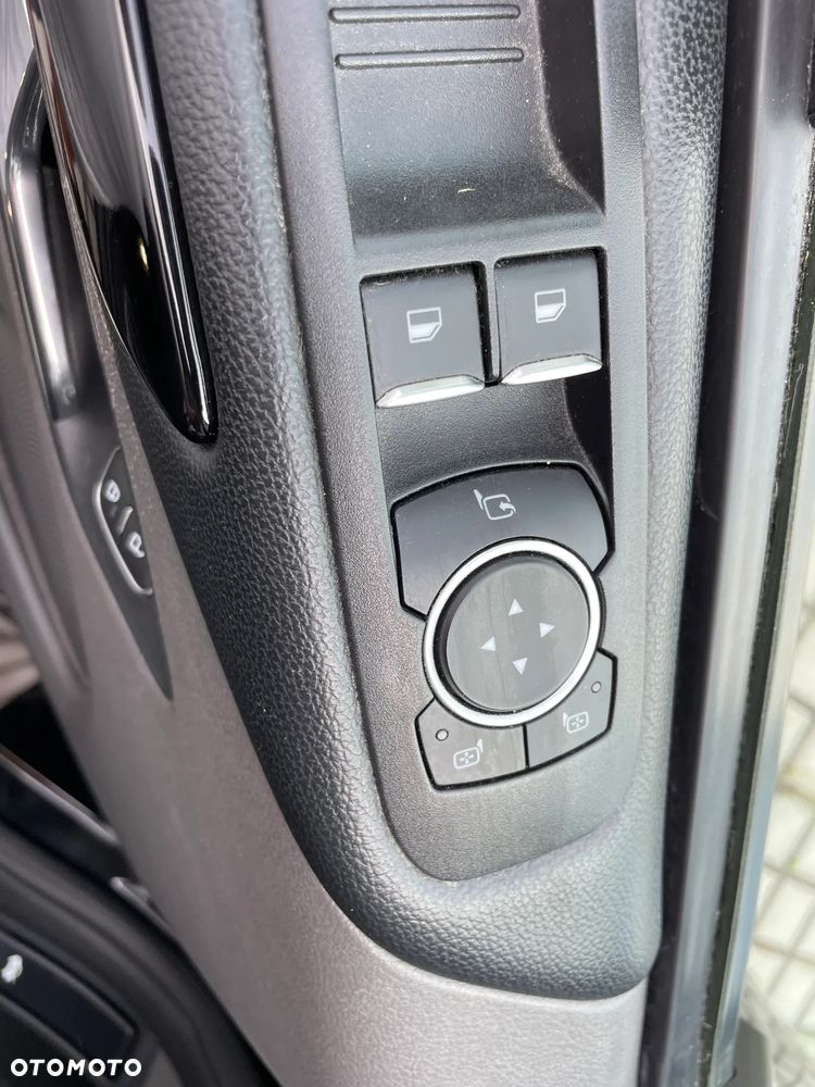 Ford Tourneo Custom 320 L1H1 VA Autm Sport - 12