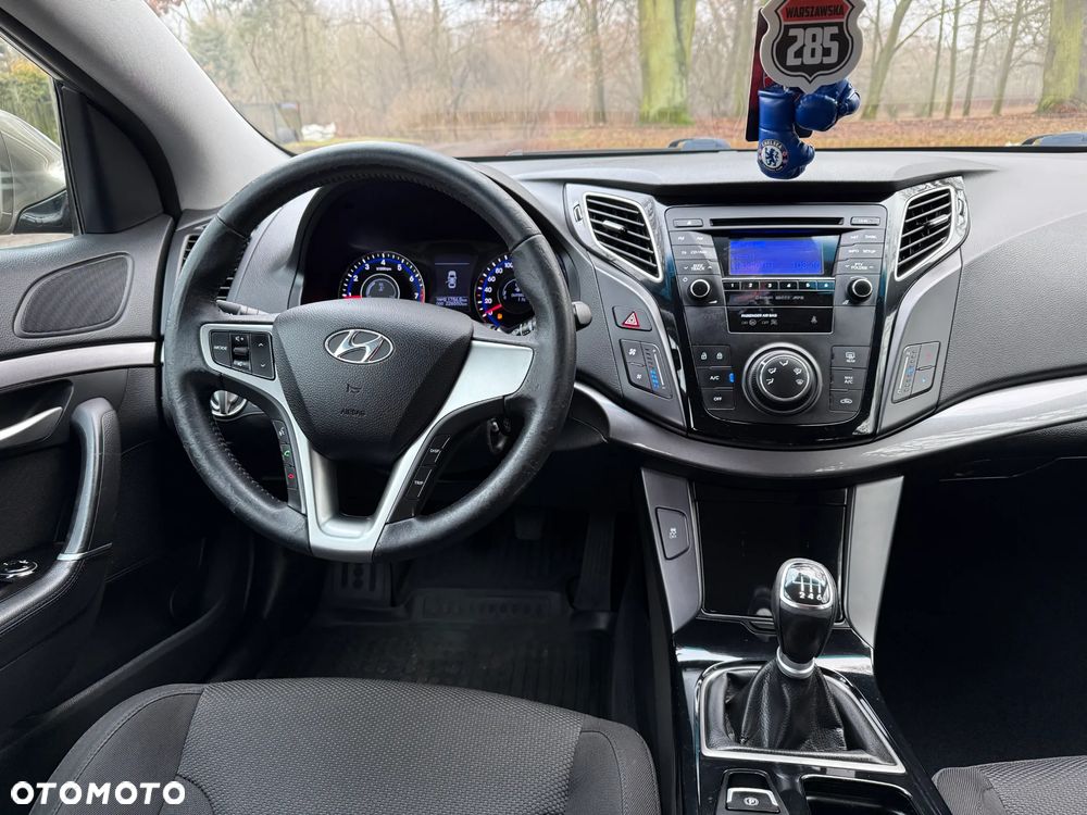 Hyundai i40 Kombi 1.6 Trend - 18