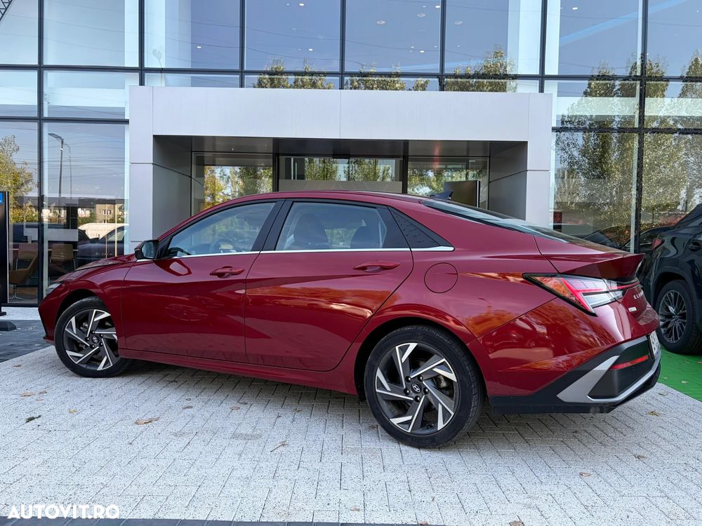 Hyundai Elantra 1.6 l 123 CP CVT Exclusive - 5