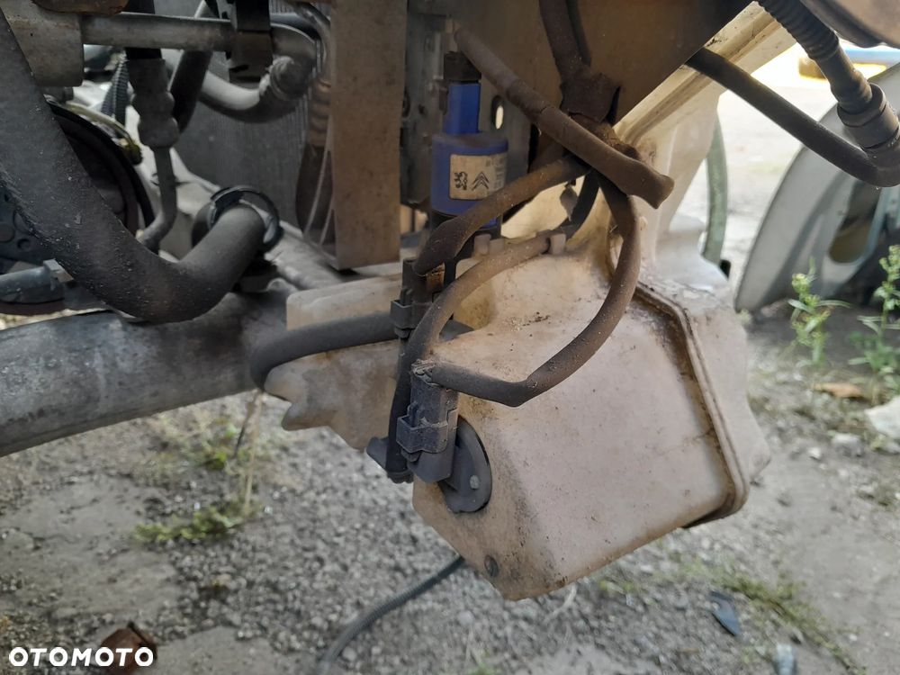Zbiorniczek płynu spryskiwaczy PEUGEOT 407 xenon - 1