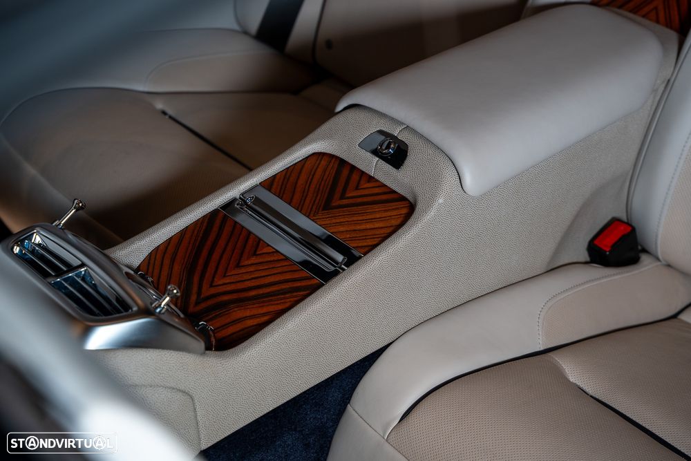 Rolls Royce Wraith Standard - 29