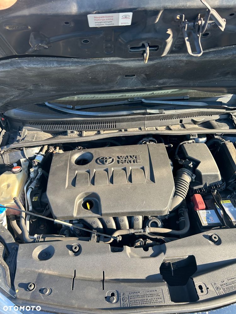 Toyota Avensis 1.8 Sol MS - 5