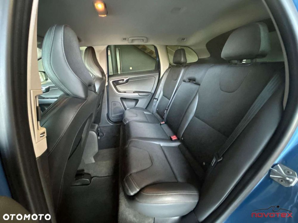 Volvo XC 60 D3 Geartronic Summum - 23