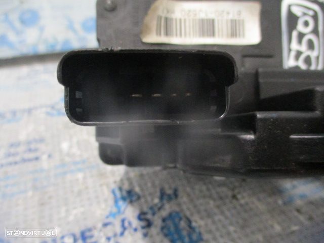 Fecho 814201J520  HYUNDAI  I20 FASE 2 2013 1.1CRDI 75CV 5P BRANCO TD 4 PINOS - 4