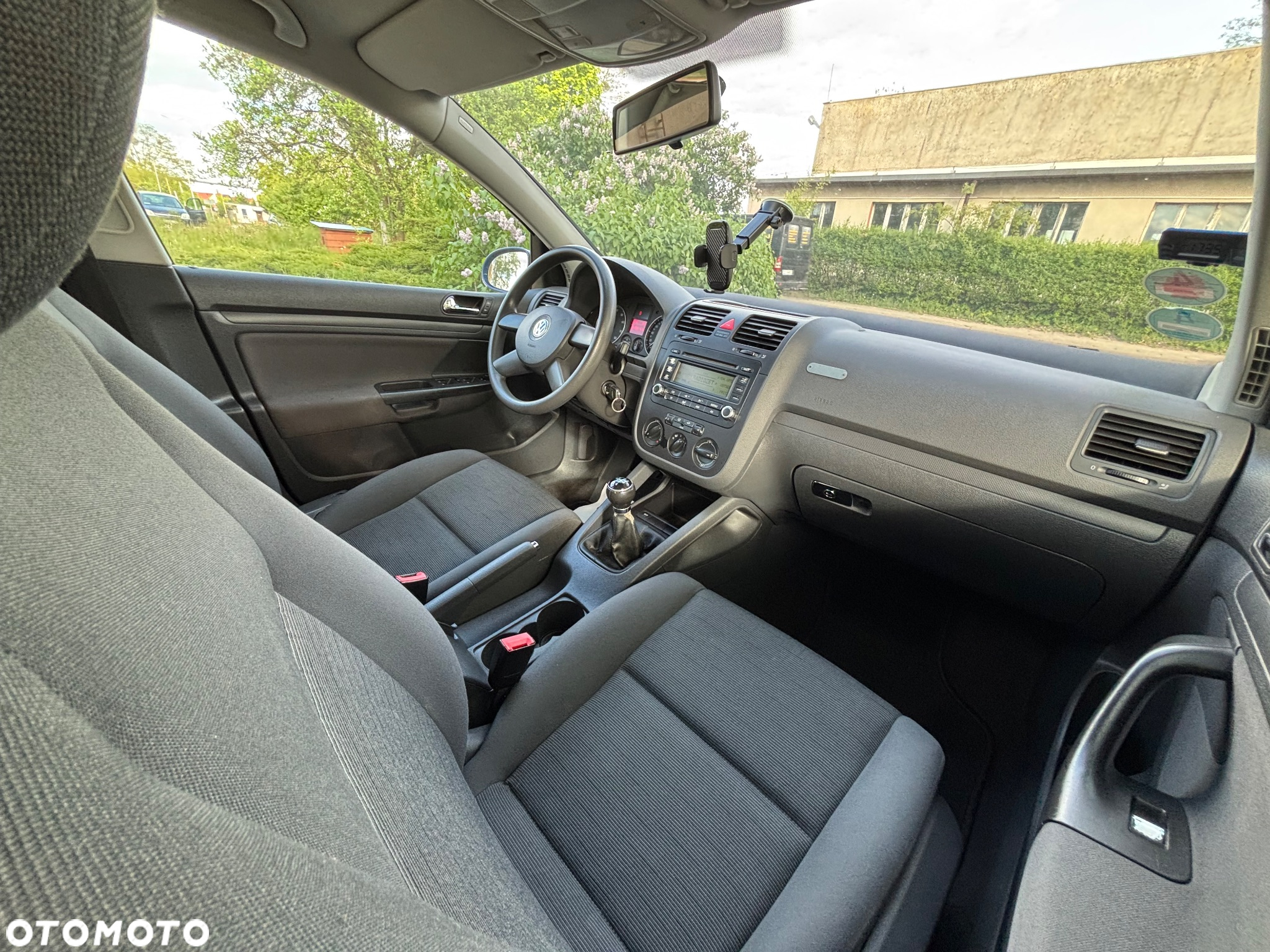 Volkswagen Golf 1.6 Comfortline - 23