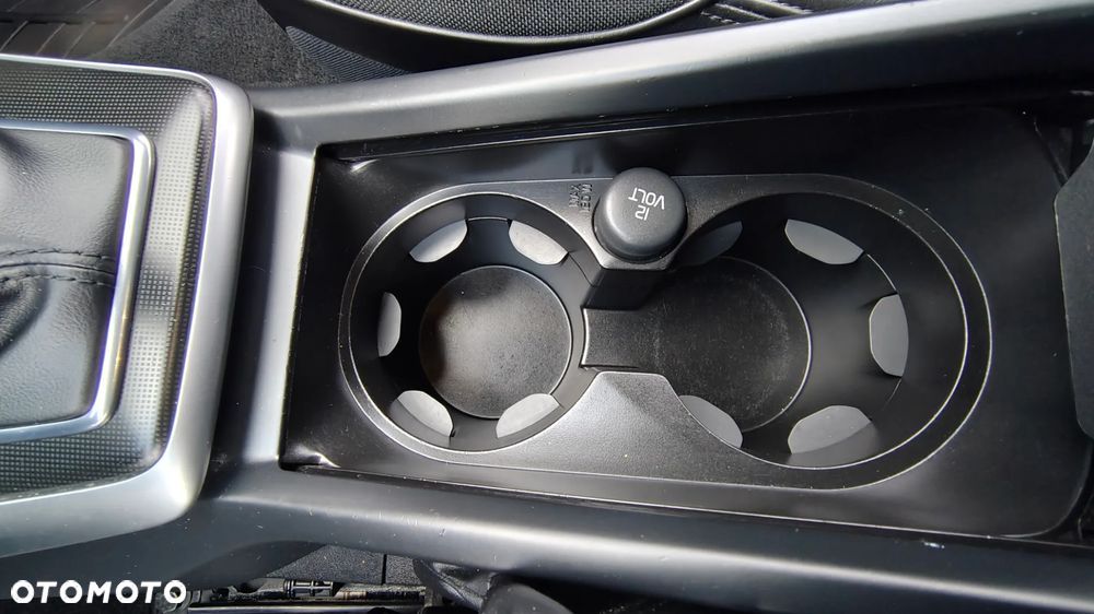 Volvo V40 D2 Ocean Race - 36