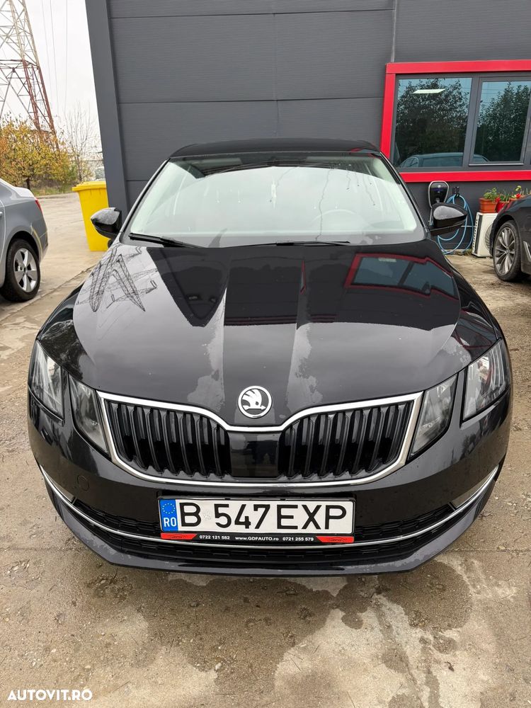 Skoda Octavia - 1